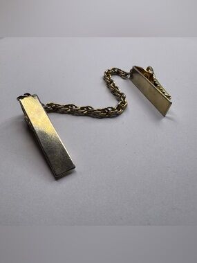 Vintage Gold-Tone Sweater Clip